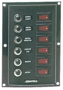 Pannello 6 interruttori con 6 fusibili verticale 